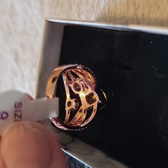 BP YELLOW TOPAZ RING - Picture 3 of 4